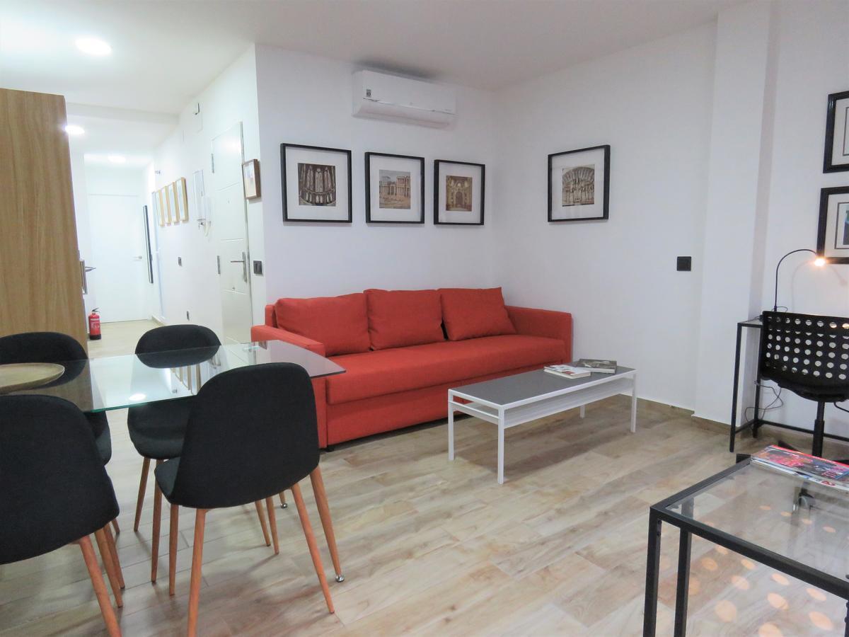 Living Sevilla Apartments Hercules المظهر الخارجي الصورة