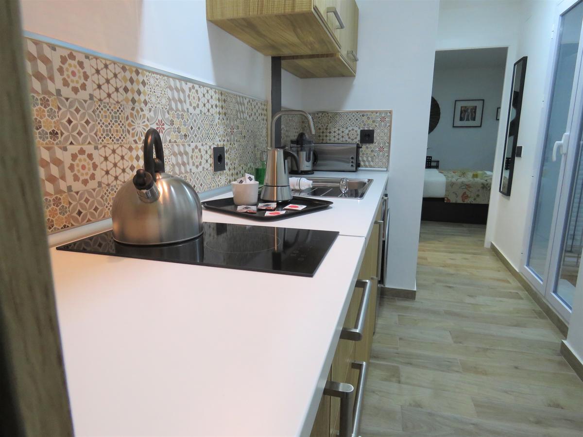 Living Sevilla Apartments Hercules المظهر الخارجي الصورة