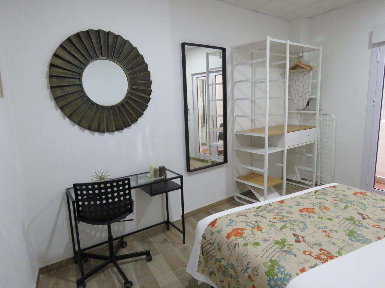 Living Sevilla Apartments Hercules المظهر الخارجي الصورة